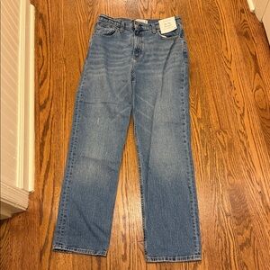 Abercrombie and fitch. The 90s straight ultra high rise. Size 29 short